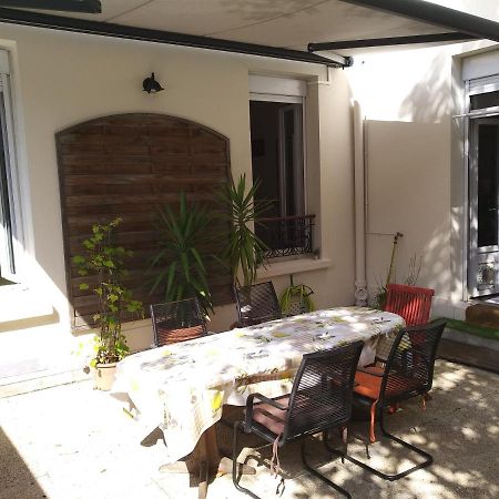 Cosy Rare 2 Bedroom Apartment Around A Private Garden Neuilly-sur-Seine Exterior foto